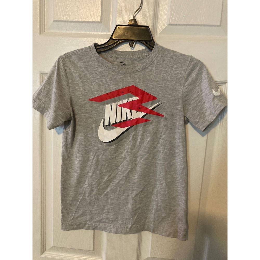 Nike‎ 3 Brand Russell Wilson Kids Gray Graphic T-Shirt Medium 10-12Yrs